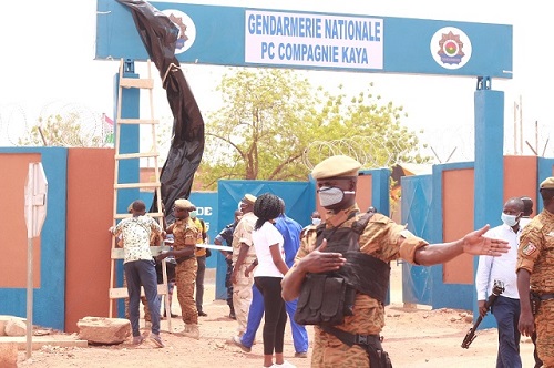 Caserne de gendarmerie de Kaya : Une nouvelle clôture érigée grâce aux élèves de la ville